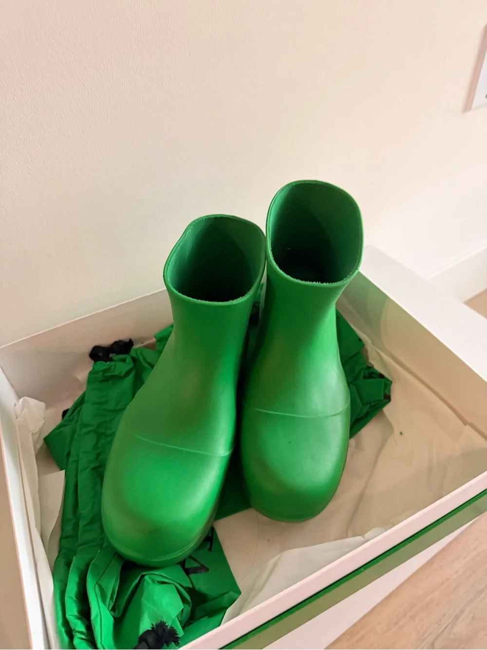 Bottega Veneta Green Sculpted Platform Ankle Boots